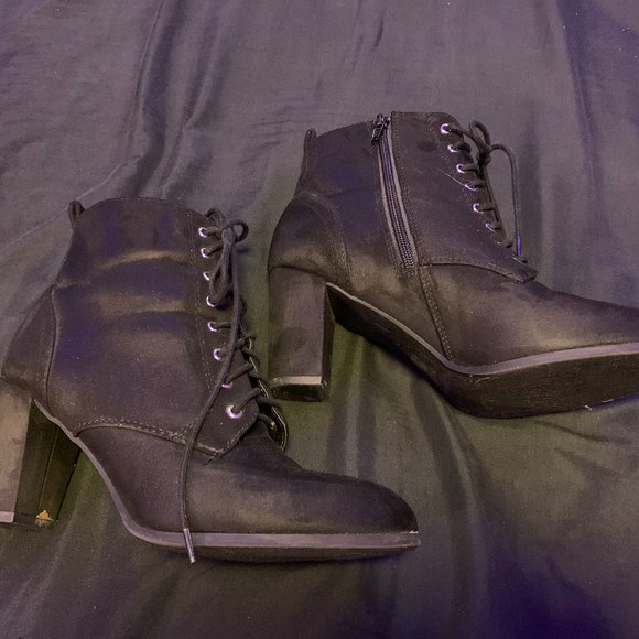 Soda Shoes - Lace Up Heeled Ankle Boots